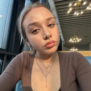 Meet your Posher, Sterling